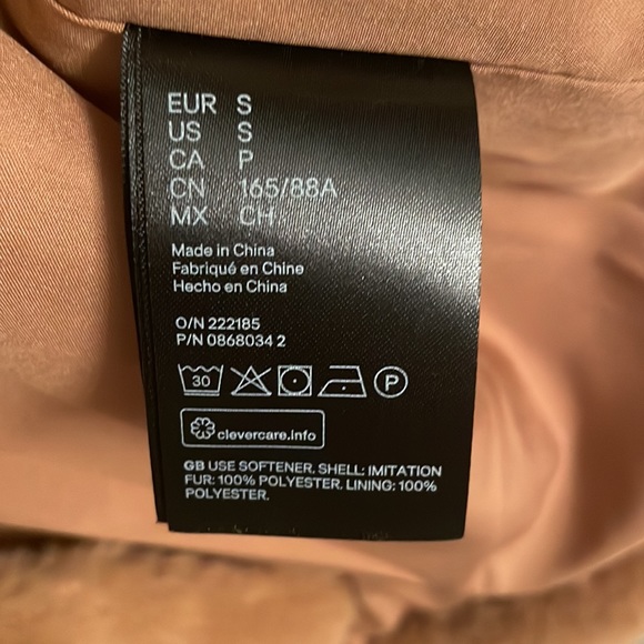 Fun Faux Fur Jacket - Picture 6 of 6